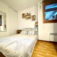 La chambre avec lit double